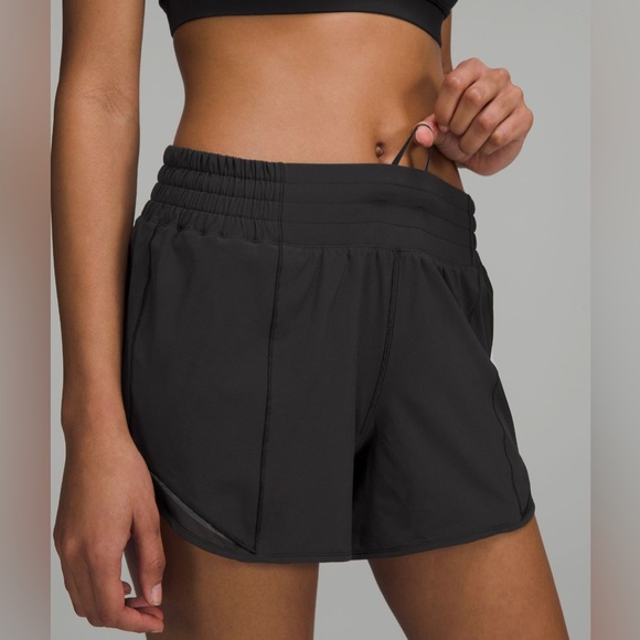 lululemon athletica Pants - LULULEMON - Hotty Hot High-Rise Lined Short 4" Black